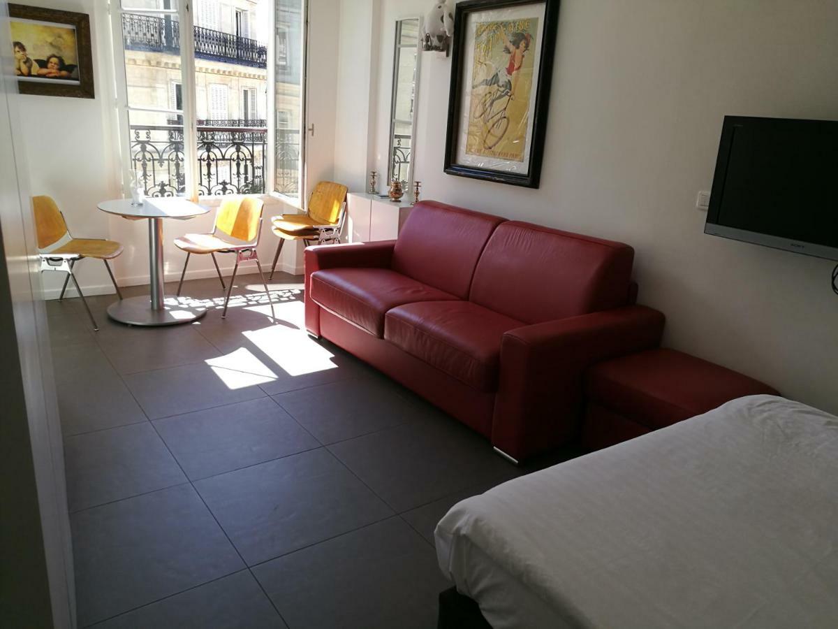 Innocents Apt Paris Luaran gambar