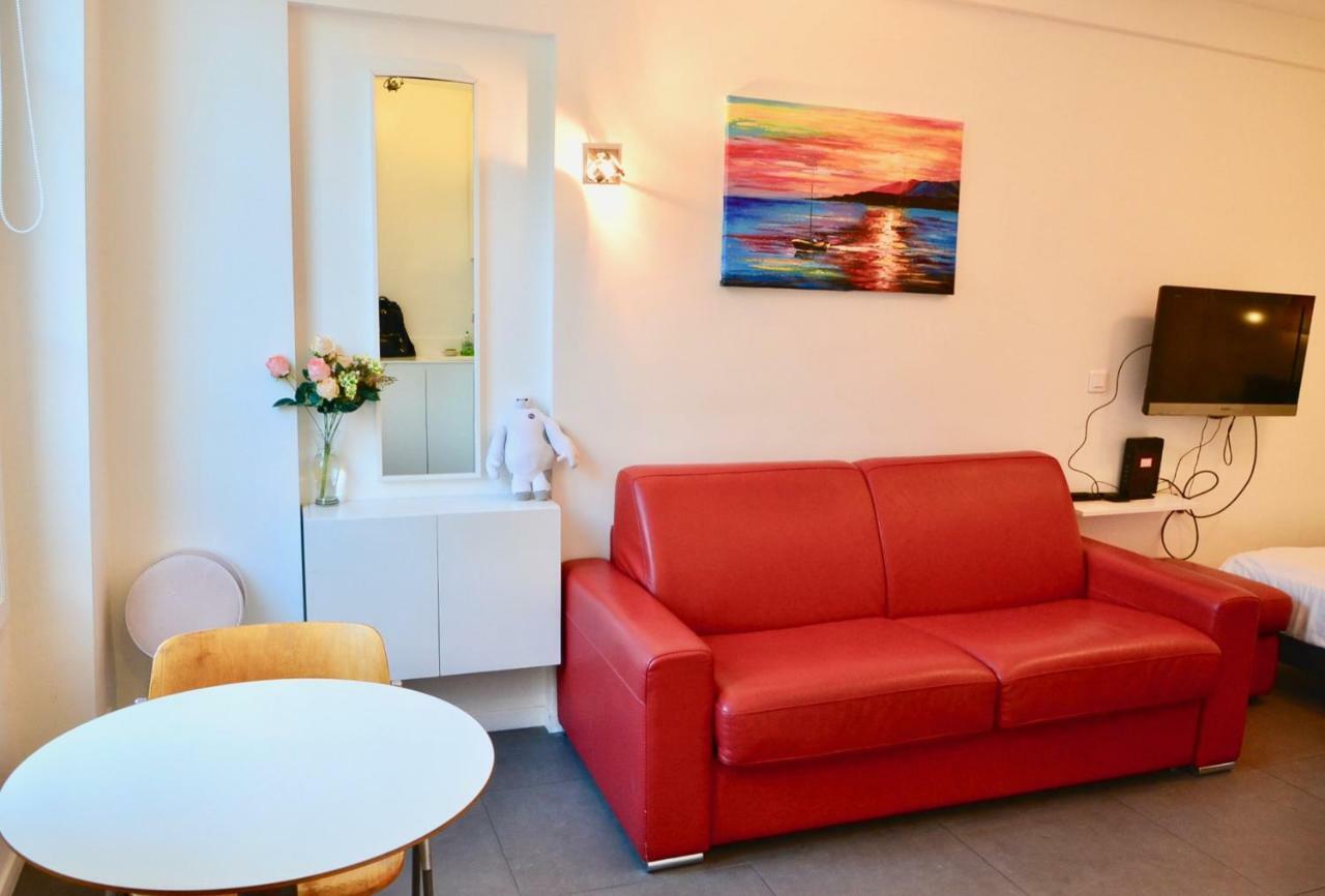 Innocents Apt Paris Luaran gambar