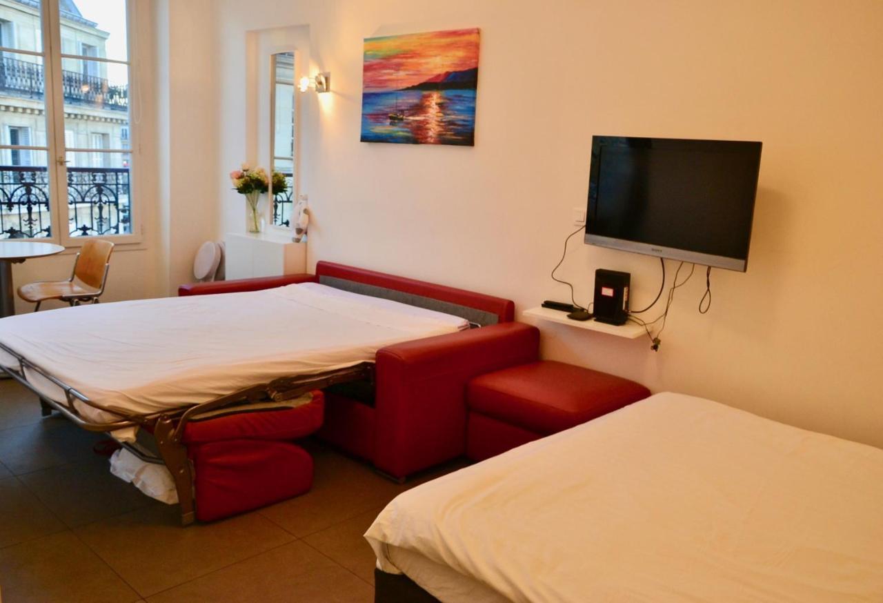 Innocents Apt Paris Luaran gambar